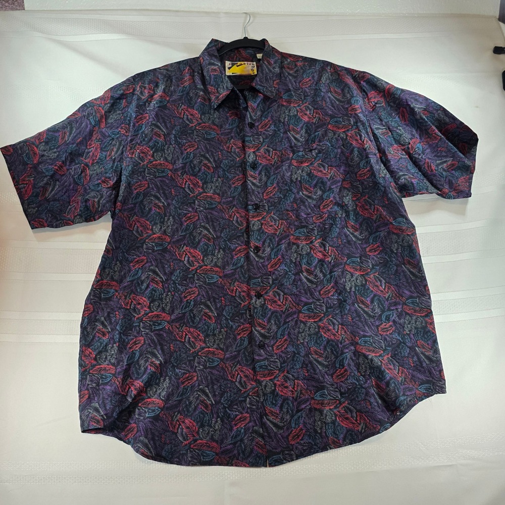 Vintage 1990s Y2K Creative Edge silk short-sleeve button-up shirt
